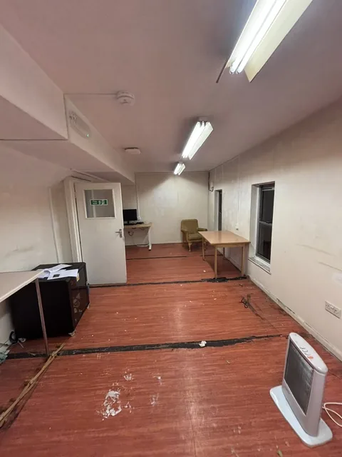 Asbestos artex removal from plasterboard walls in Brent Cross